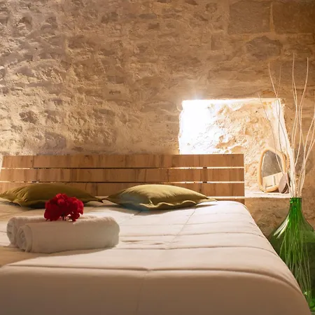 Laura Stone Bed & Breakfast